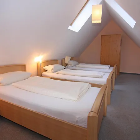 Semesterbostad Schuldt, Behrensdorf, Cleaning Included *